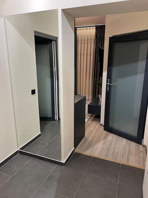 Ath Modern Homes - Luxury Apartment In The City Center Iasi Ngoại thất bức ảnh